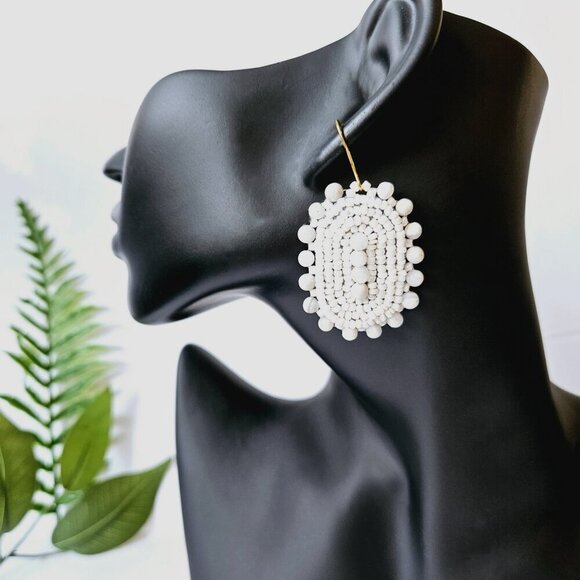 🌿 Beaded White Bohemian Shield Hoop Earrings | Handmade Indigenous Earrings - Picture 6 of 6